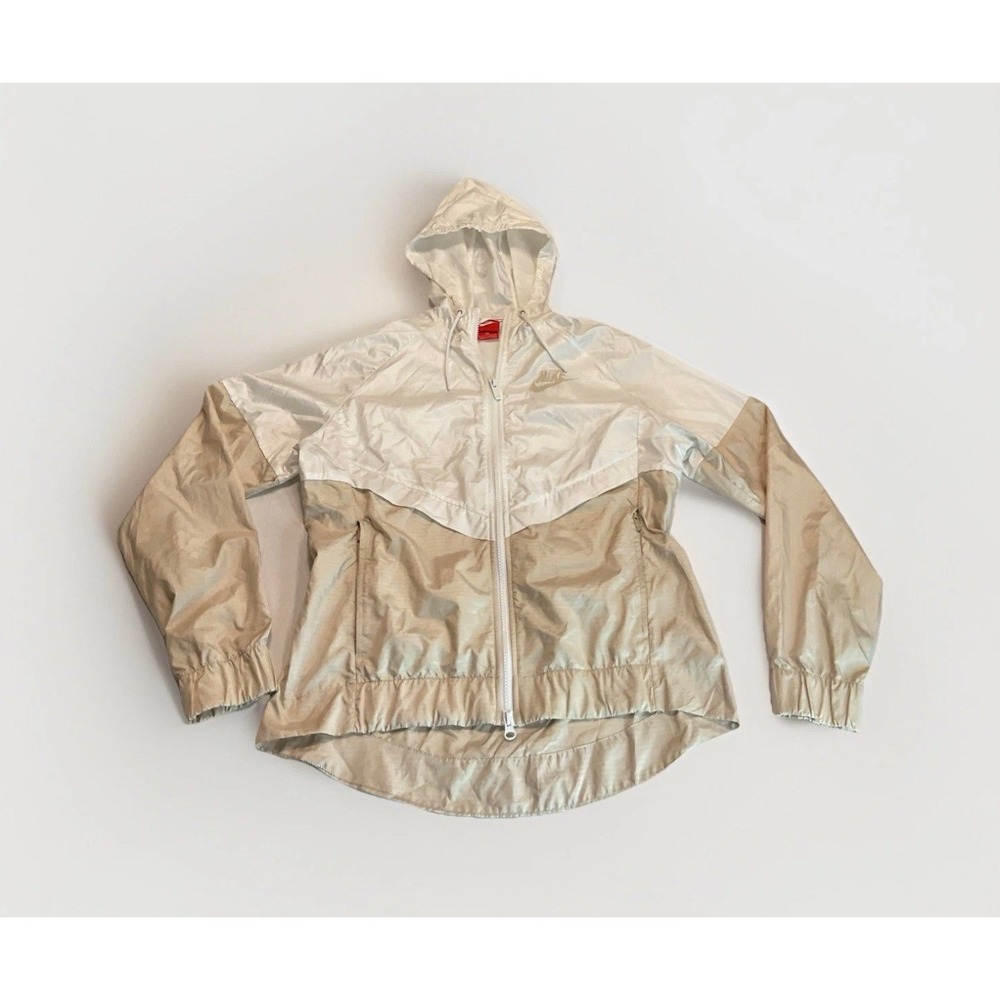 Nike Sportswear Windrunner women's jacket in the white and oatmeal colorway